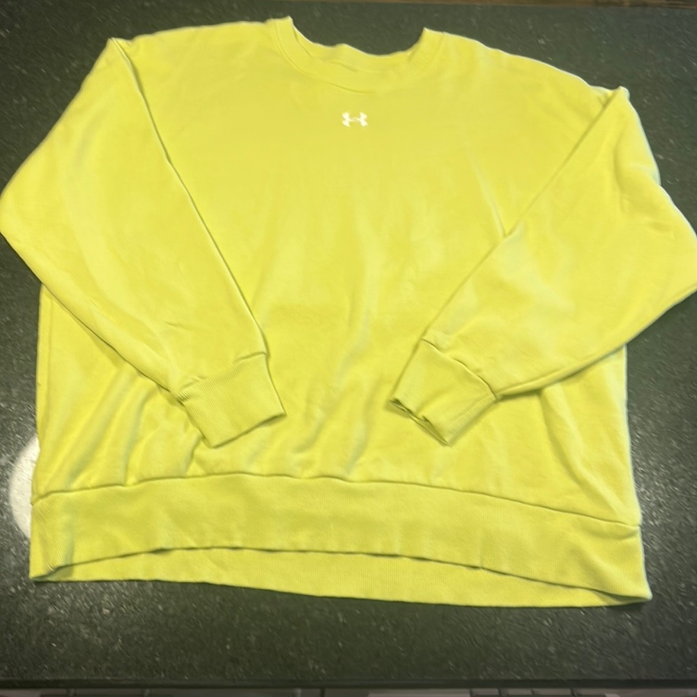 Green underarm crewneck